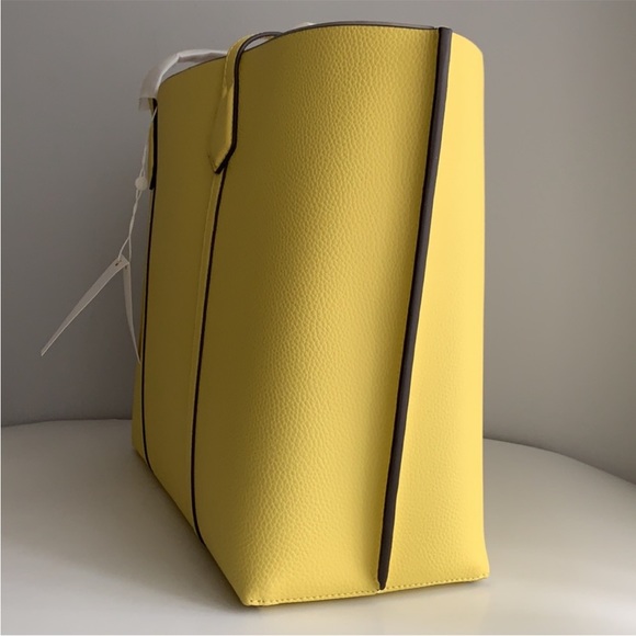 Tory Burch PERRY TRIPLE-COMPARTMENT TOTE BAG - Picture 2 of 10